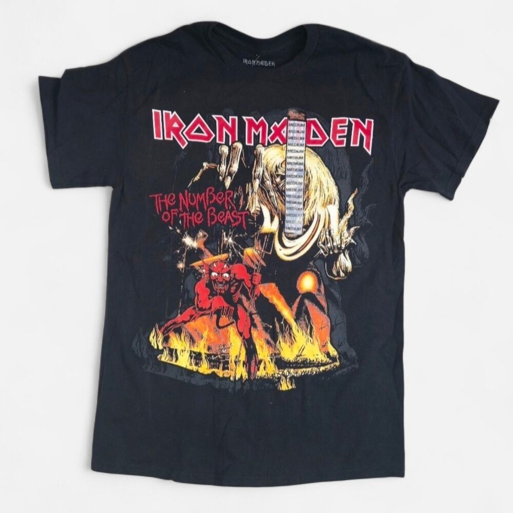 Iron‎ Maiden NWT Grunge The Number Of The Beast Black Graphic Tee
